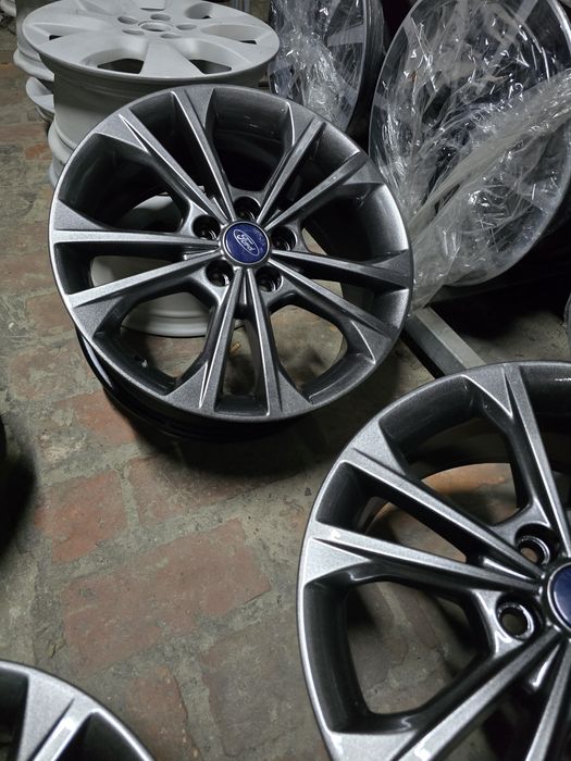 Felgi  17 5x108  Ford  Mondeo Fokus C Max S Max Kuga Galaxy Puma Volvo