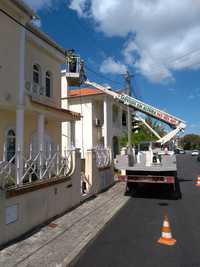 Aluguer de viatura com plataforma elevatória ( Barquinha )