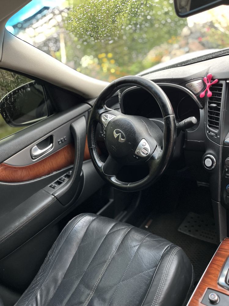 Infiniti fx37 2011 s51