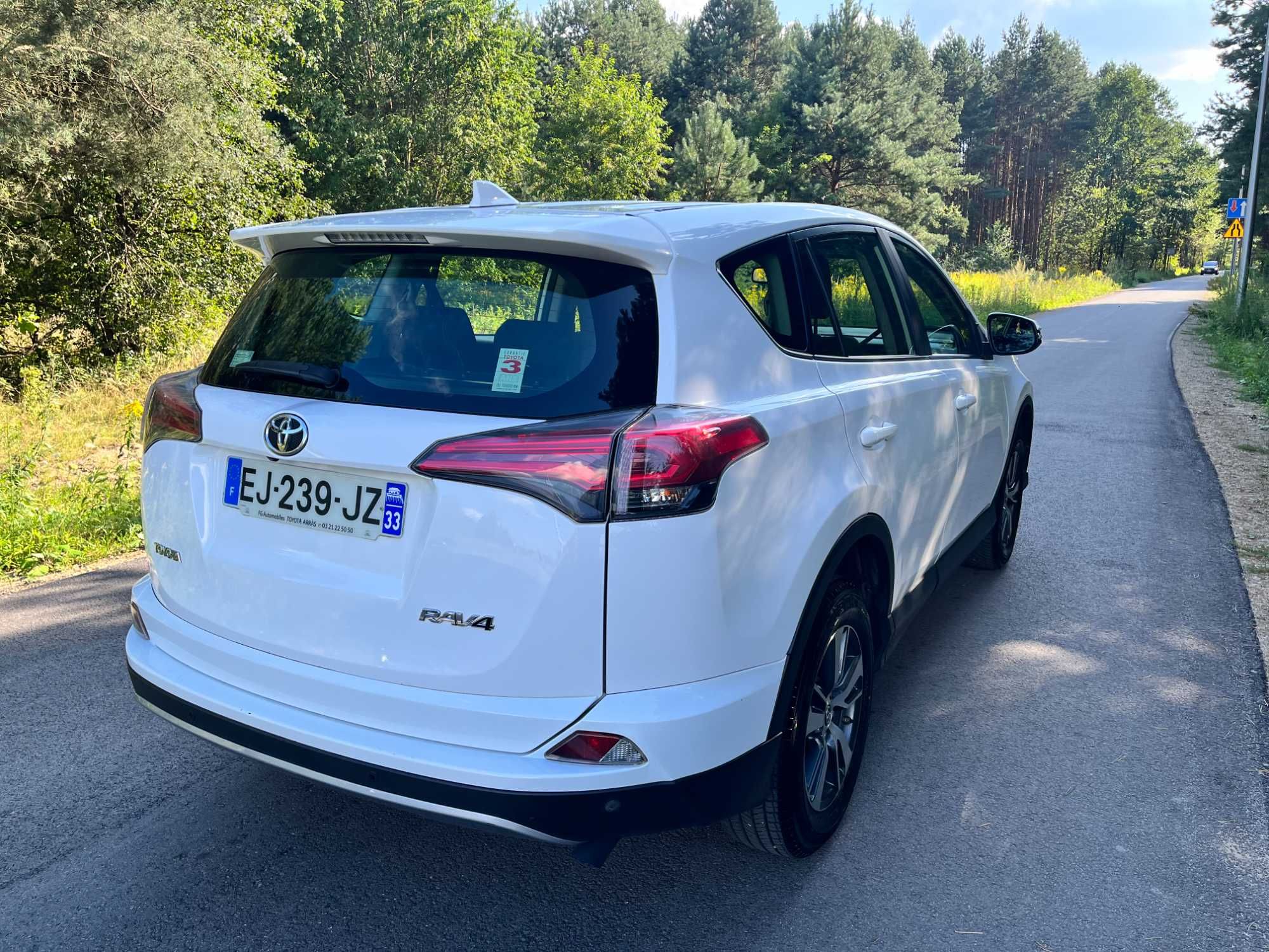 Toyota Rav4 2.0 D4D 143KM 2016R 4X2 Navi Kamera Czujniki Elek Klapa