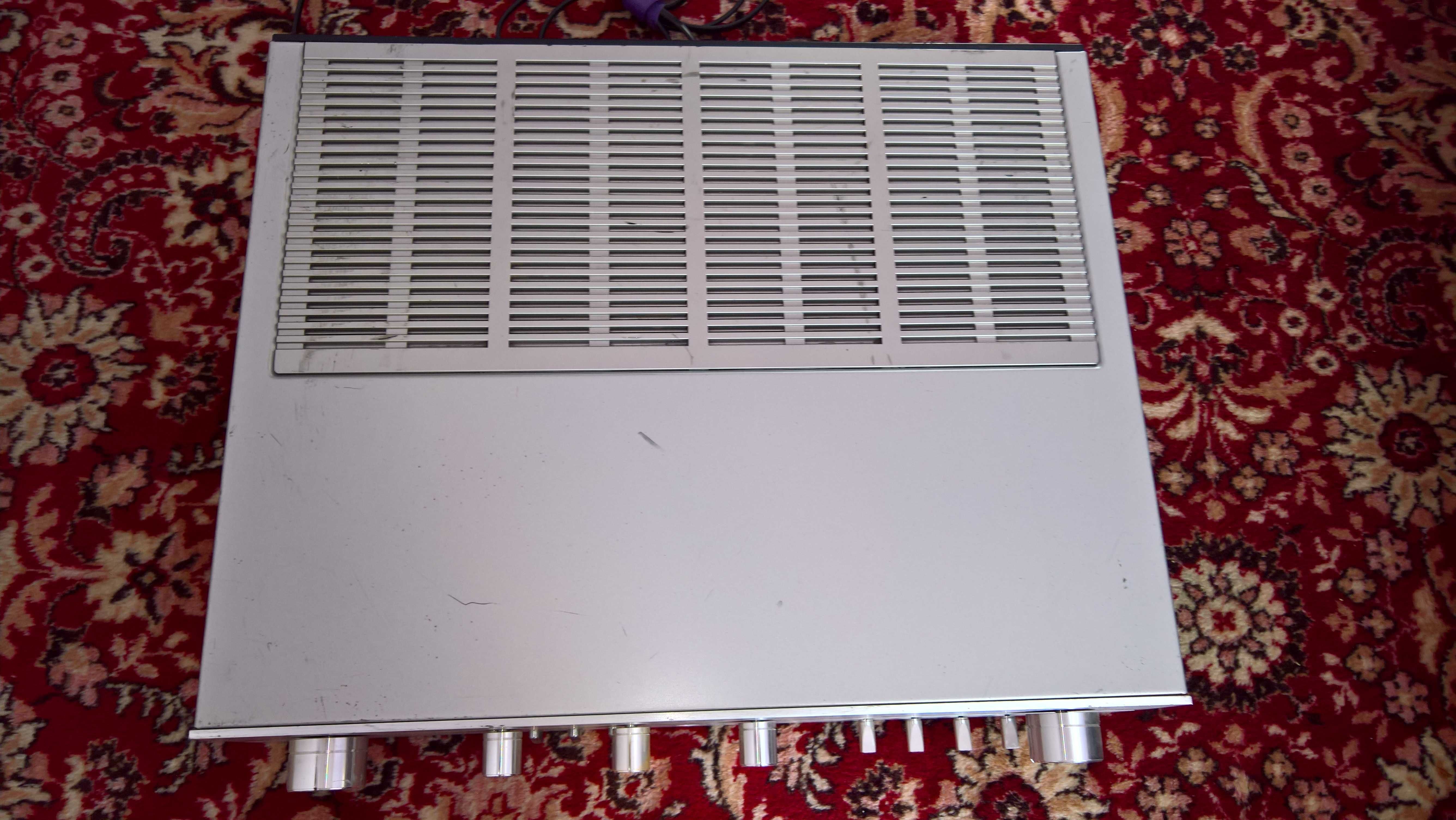 Grundig V2000 підсилювач 2*50 вт