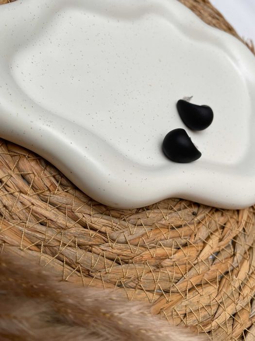 Nowe damskie dmuchane kolczyki w czarnym kolorze łezki