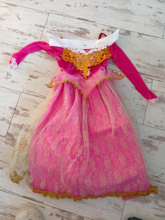 Strój księżniczki rozm.130,nowa
