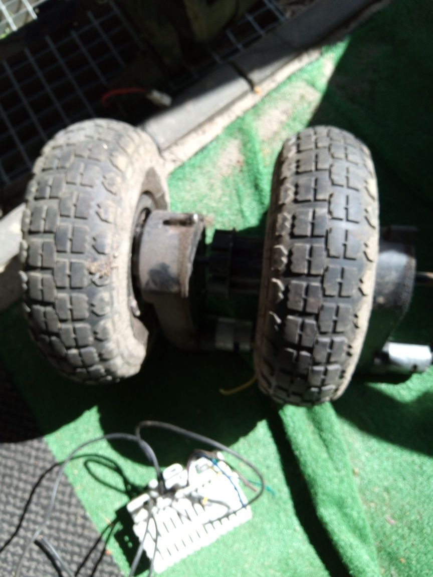 Część auto na akumulator jeep