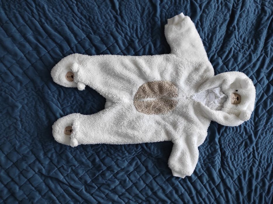 Kombinezon niemowlęcy