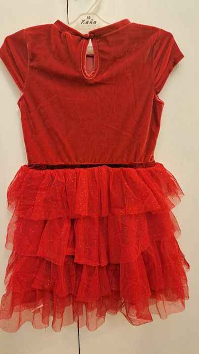 Czerwona sukienka 128