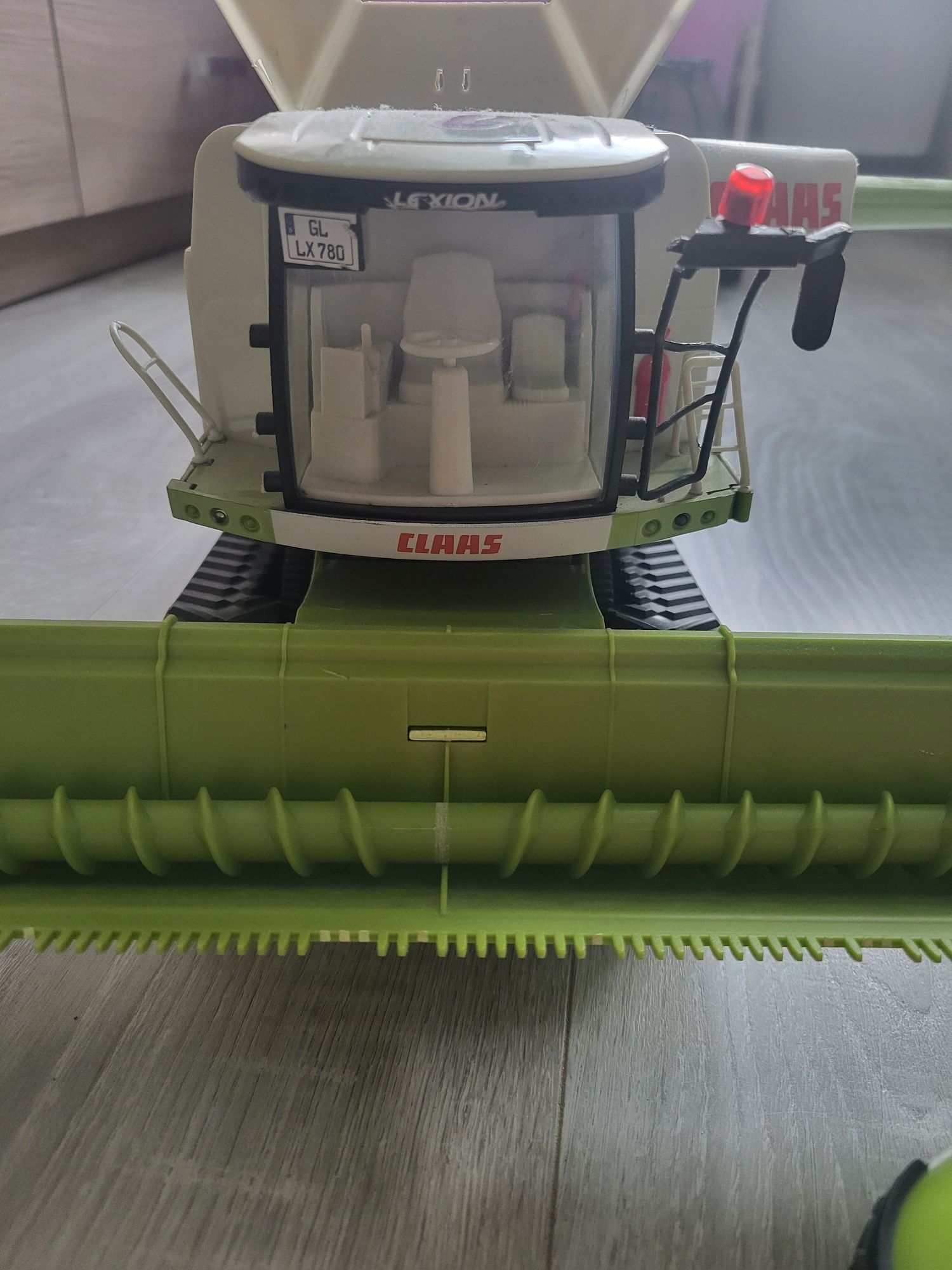 Bruder kombajn Claas Lexion 780