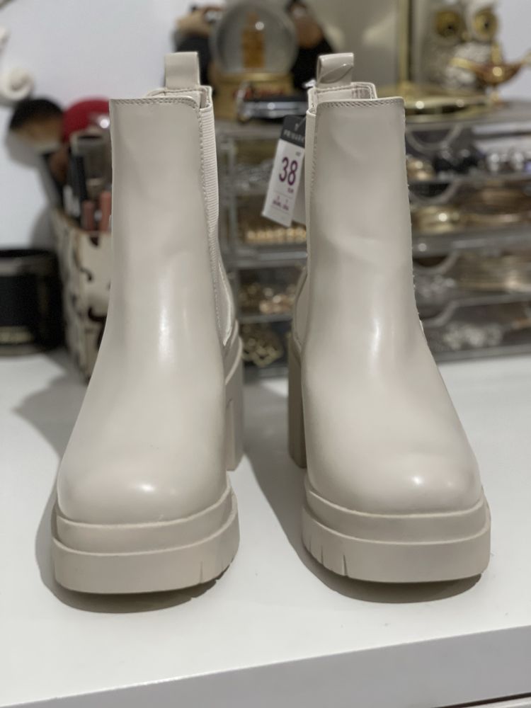 Botas Primark Novas