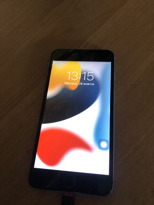 Продам Iphone 6S Plus