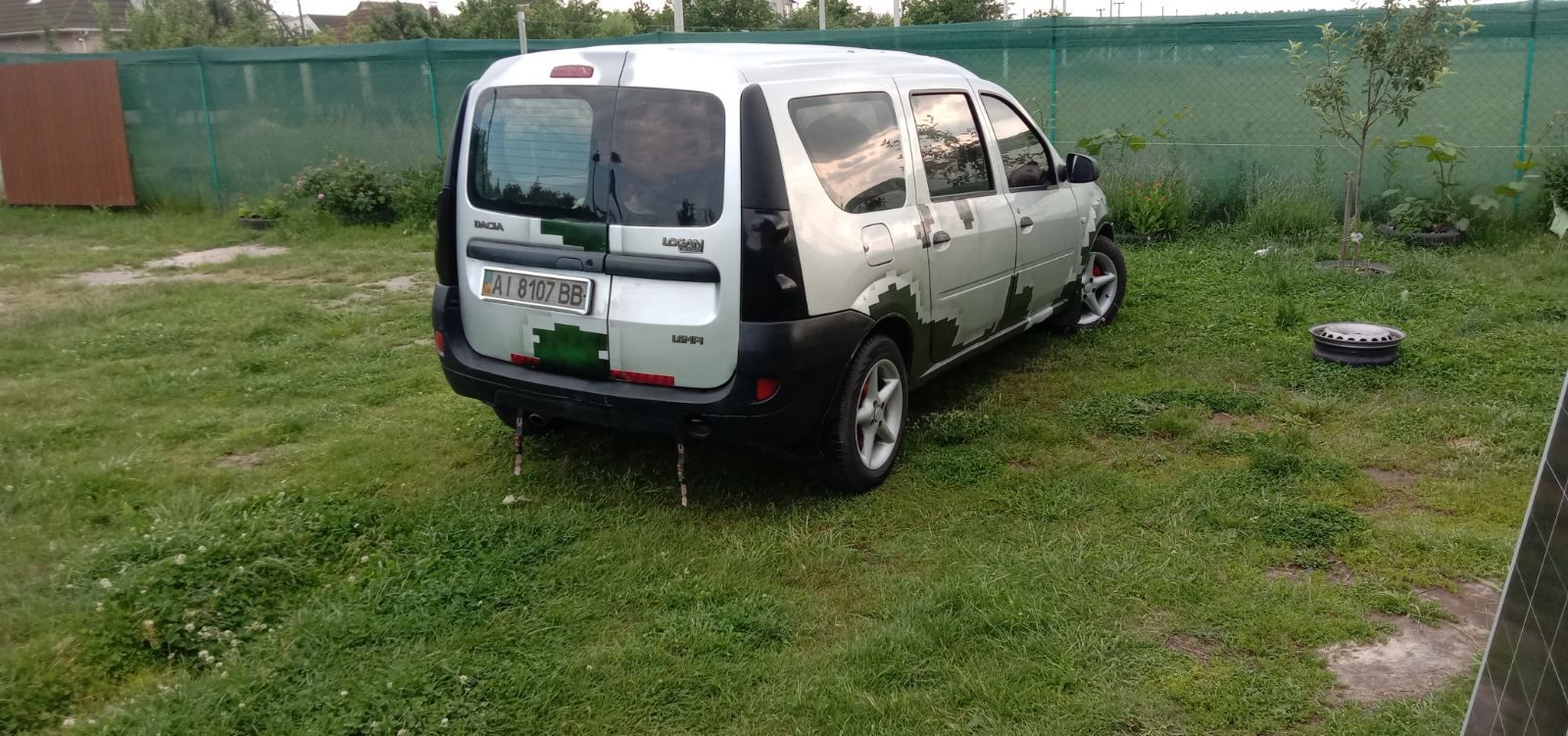 Продам машину Дачія, Dacia Logan