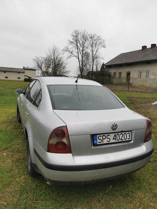 Passat b5 fl 1.9Tdi 130km uszkodzony