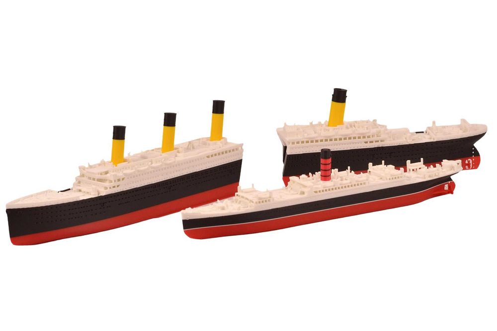 RMS Titanic łamany 345 + Carpathia 220 + podstawki