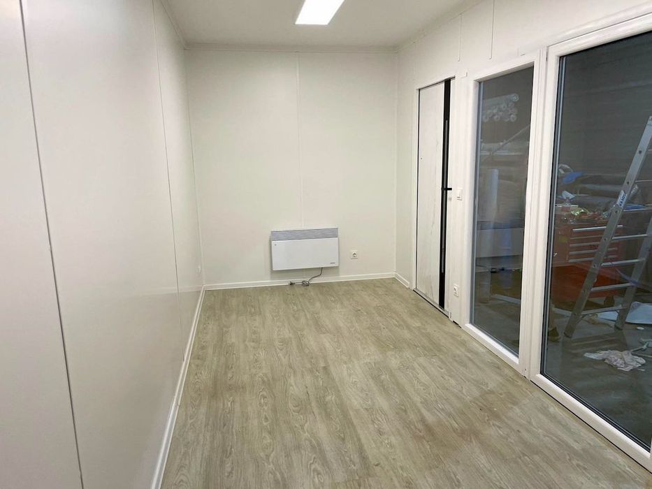 Kontener biurowy budowlany mieszkalny 6x2,5 - Produkcja na Zamówienie