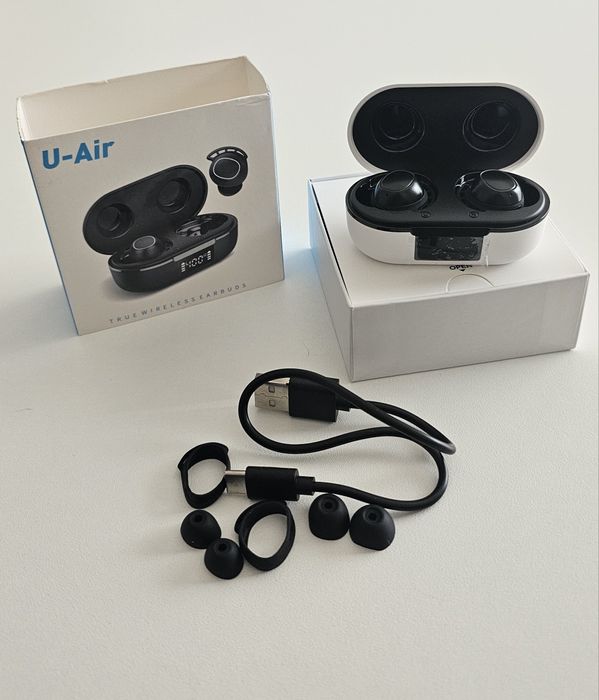Auriculares Bluetooth Novos na Embalagem! Com Estojo & Cabo Type-C