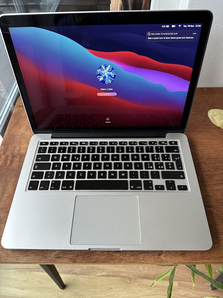 Macbook pro 13 mid 2014 8/120gb