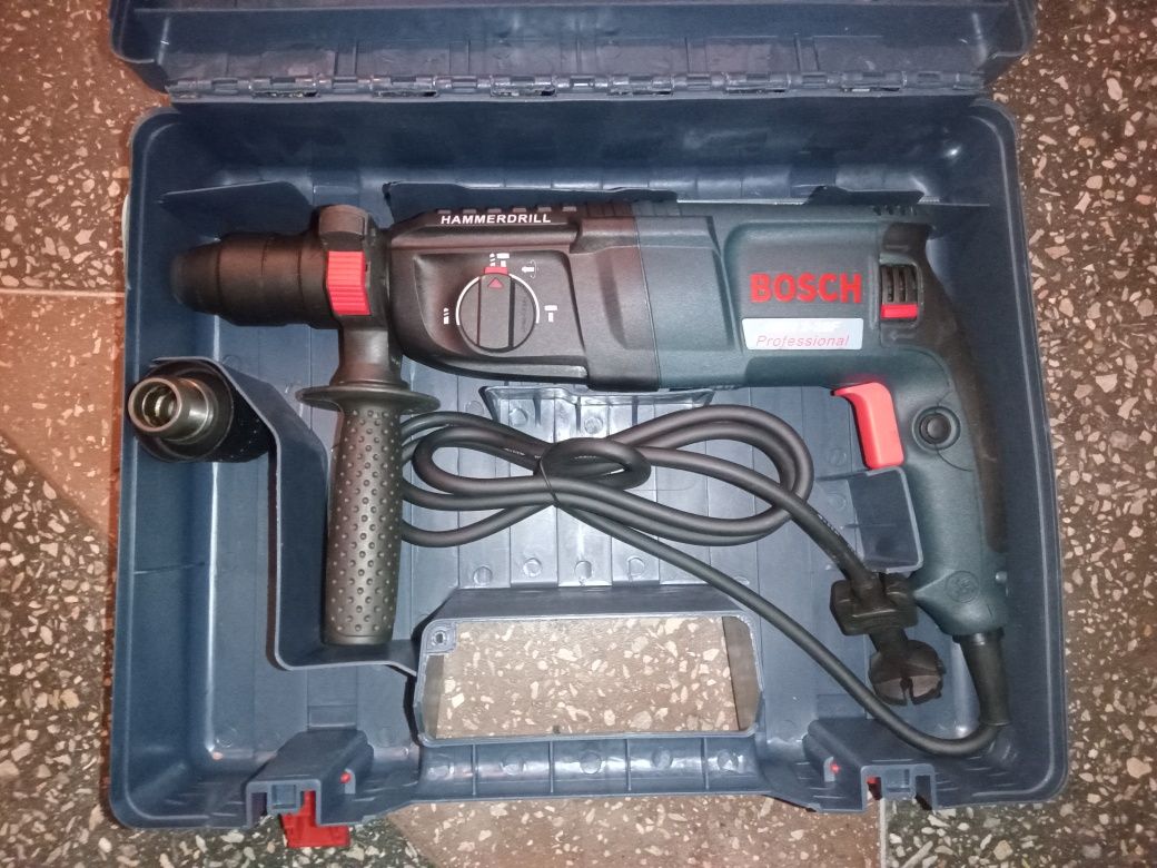 Перфоратор Bosch Hammerdrill Professional,електро інструмент львів