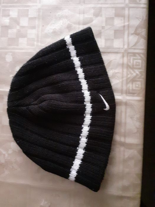 Czapka zimowa Nike oryginalna stan bardzo dobry