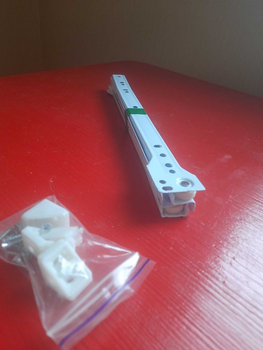 Направляющие роликовые для выдвижных ящиков и заглушки