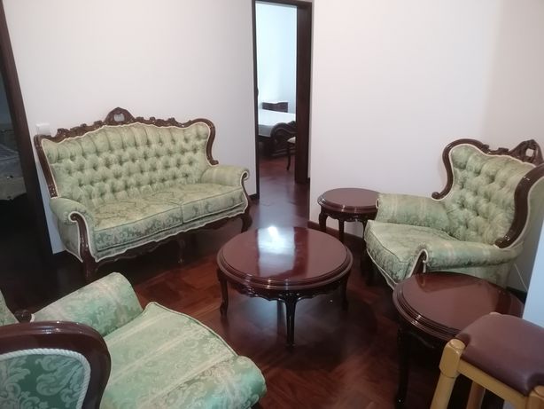 Conjunto de sofás verde claro