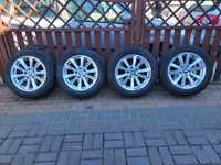 Oryginalne felgi aluminiowe BMW z oponami 225/55R17 lato