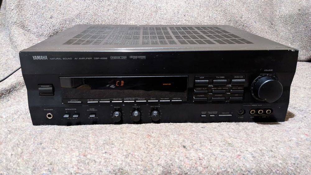 Усилитель Yamaha DSP-A592