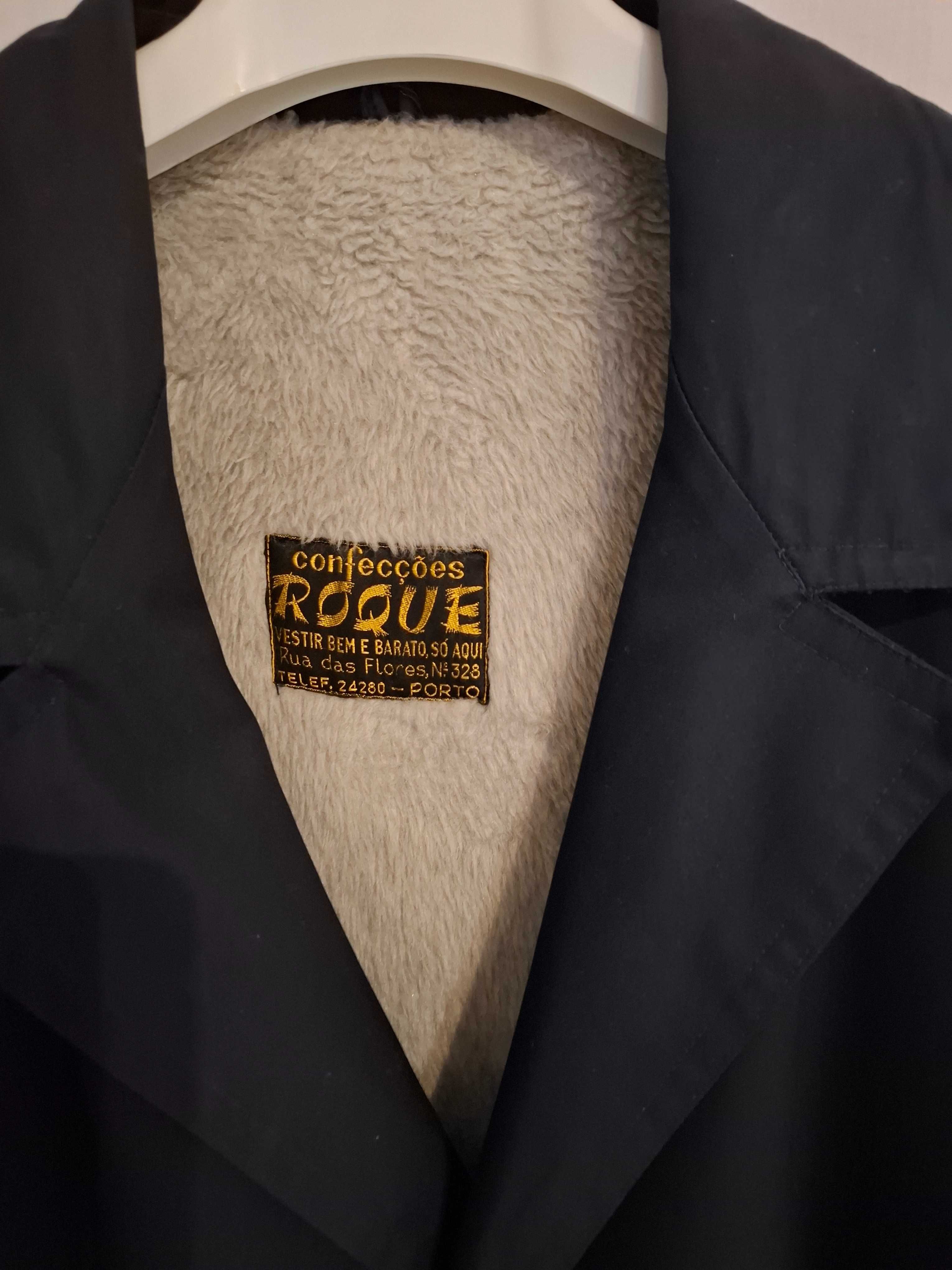 Gabardine homem azul-escuro