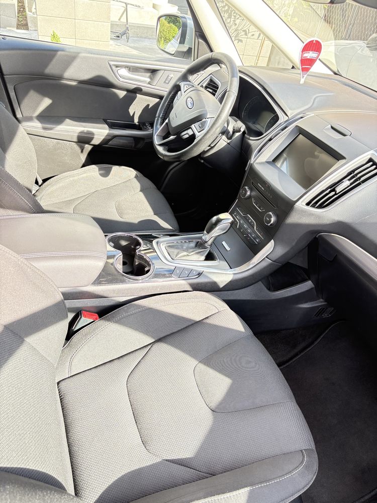 Ford S-max. Pelny serwis. Super stan. Polska.