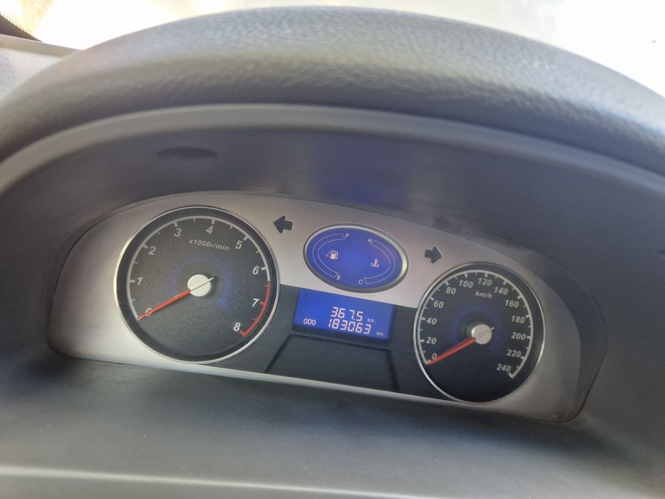 Четверть Geely Emgrand Хетчбек Джили Емгранд