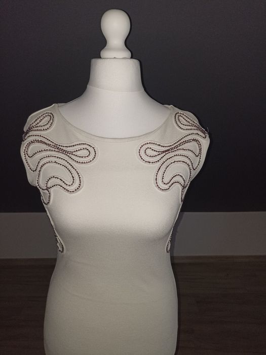 Sukienka Reserved. Rozmiar S.