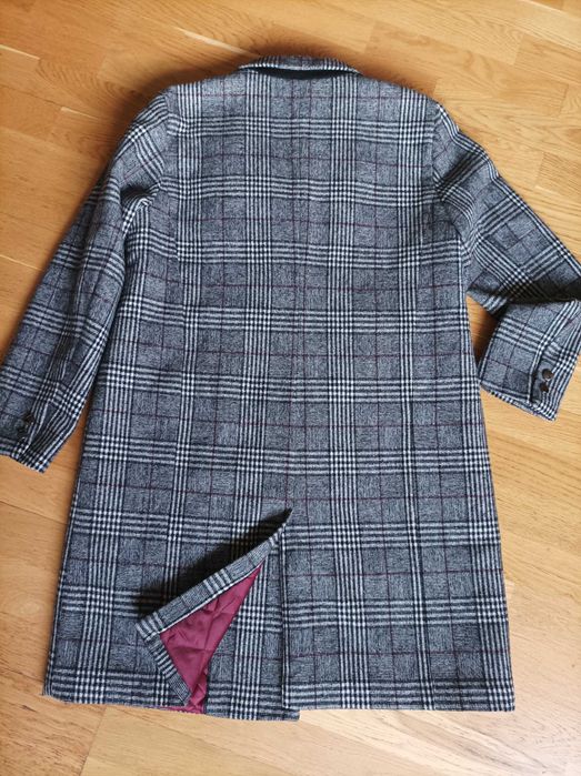 Стильне жіноче пальто бренду "RESERVED" р.50