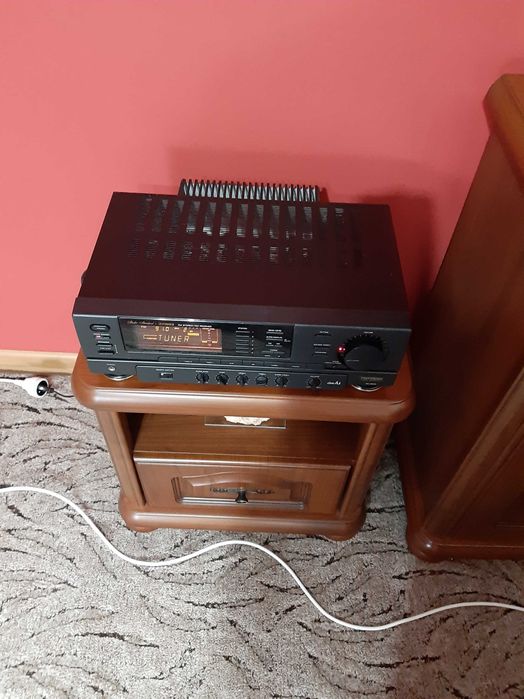 Amplituner stereo Fisher RS 9040