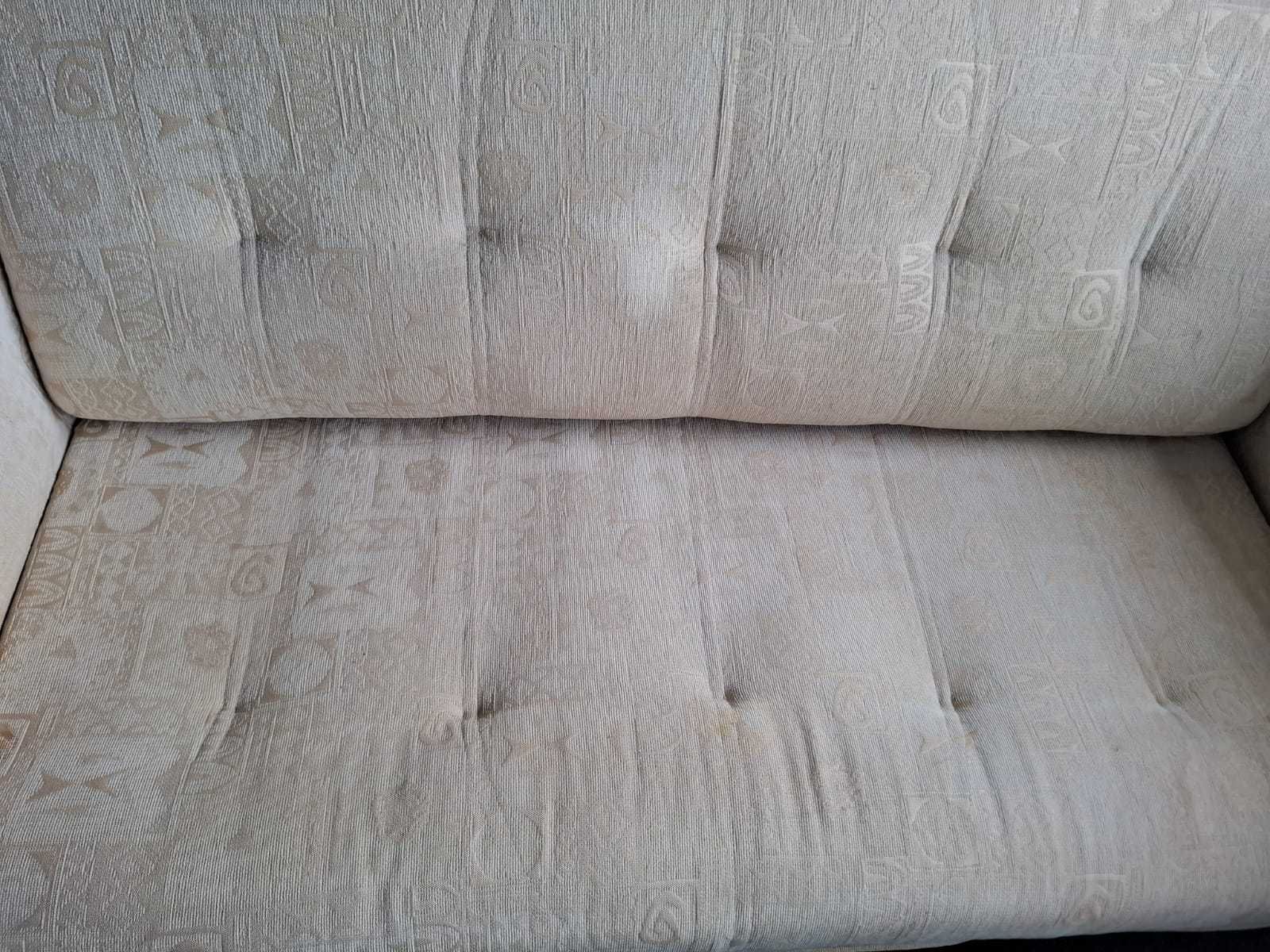 Sofa rozkładana ze skrzynią na pościel używana