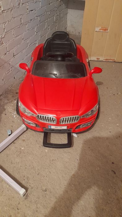 Auto na akumulator