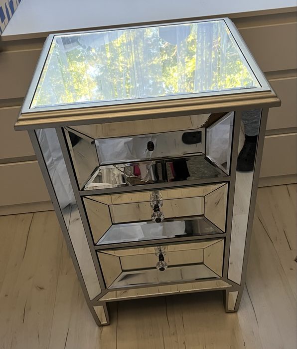 Komoda lustrzana glamour