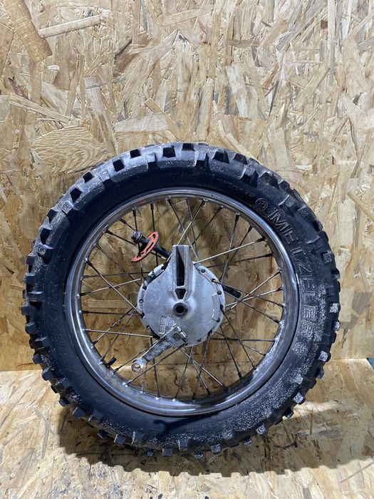 Заднє колесо р 18