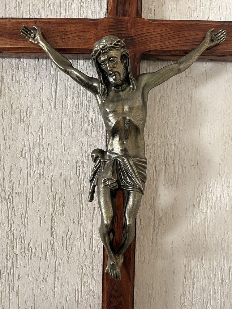 Crucifixo Jesus Cristo em madeira