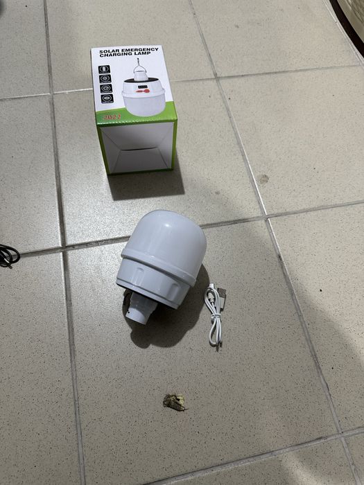 Лампочка на аккумуляторе резервное освещение для блекаута