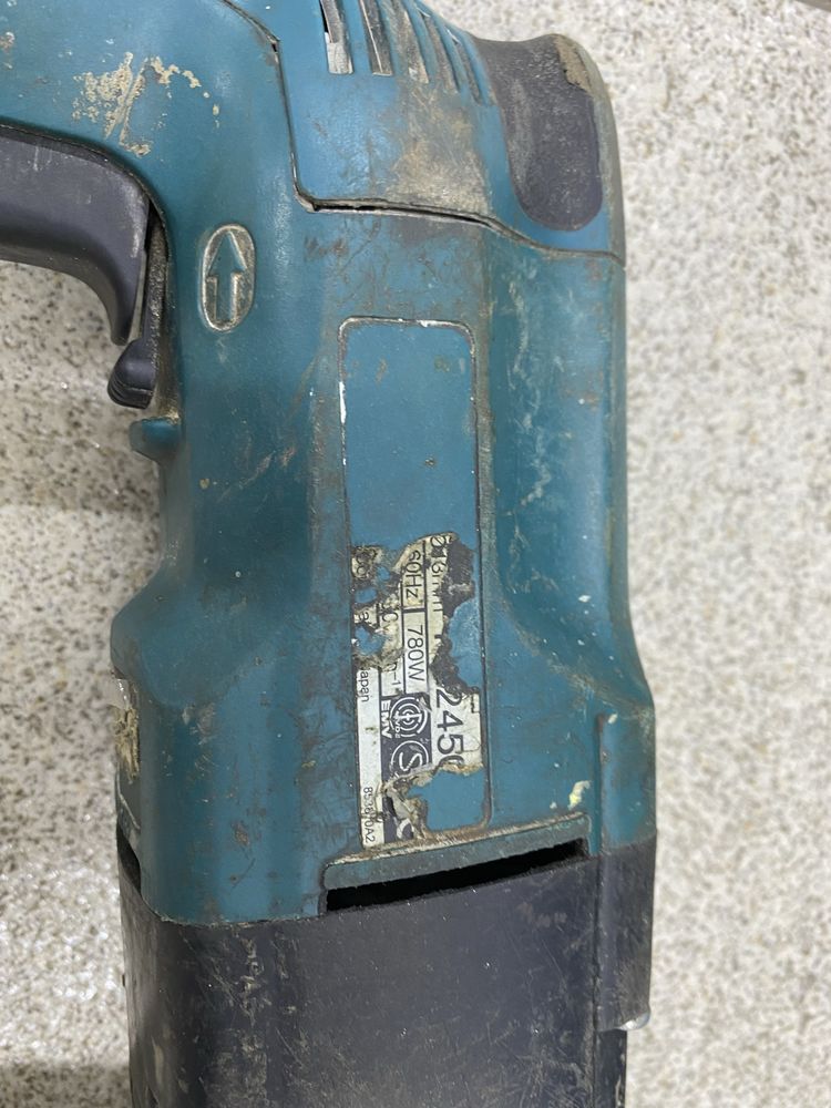 Перфоратор makita hr 2450