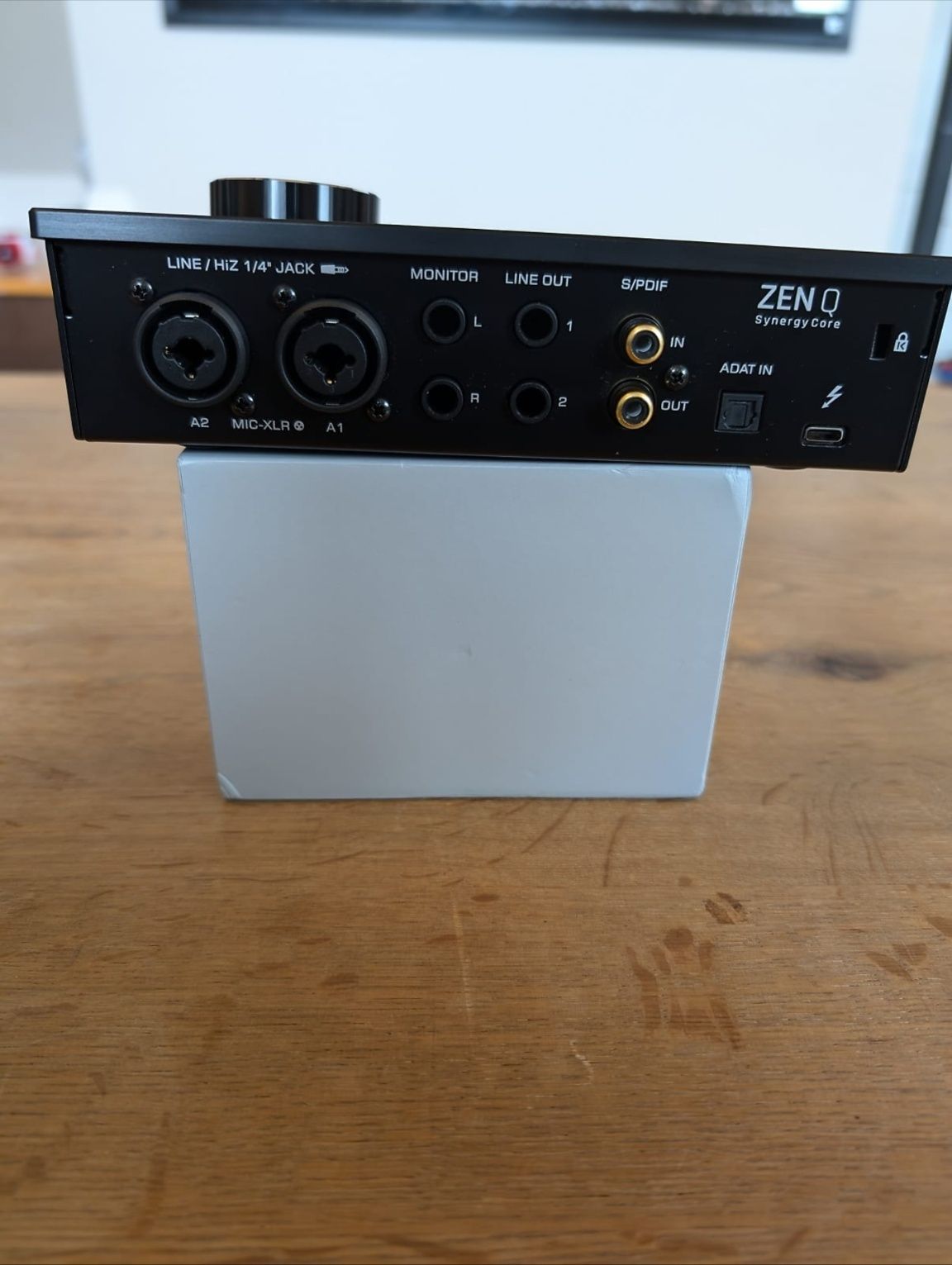 Звуковая карта Antelope audio zen q thunderbolt