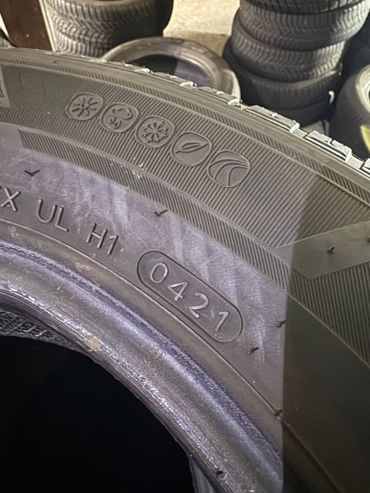 175/65/14 пара зимних шин hankook