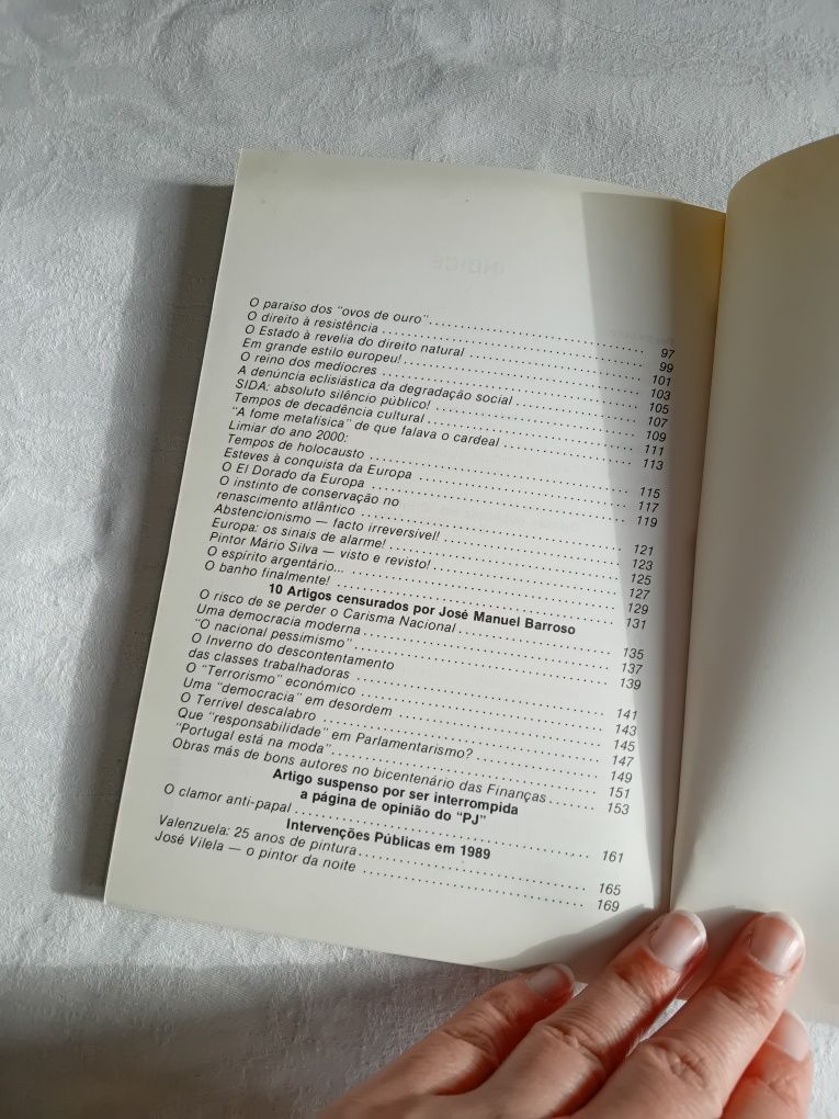Livro "A mordaça do silêncio em democracia" de Sérgio Mourão