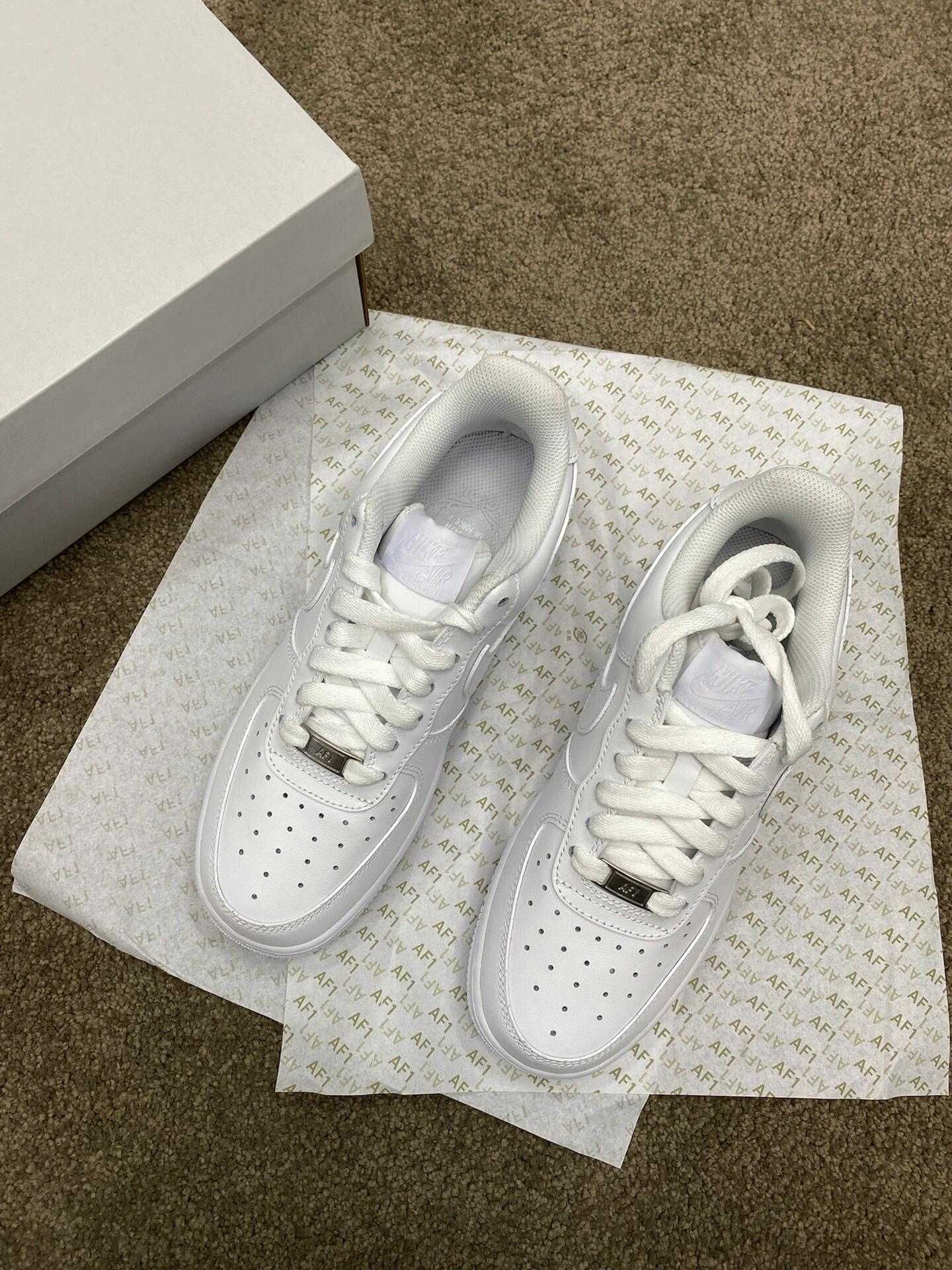Buty/meskie i damskie_Nike _Air_Force_1_Low / rozmiar.43