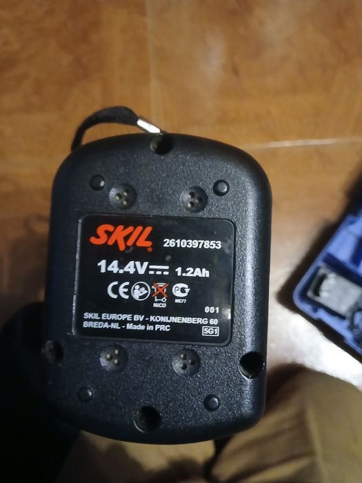 Máquina de apertar parafusos