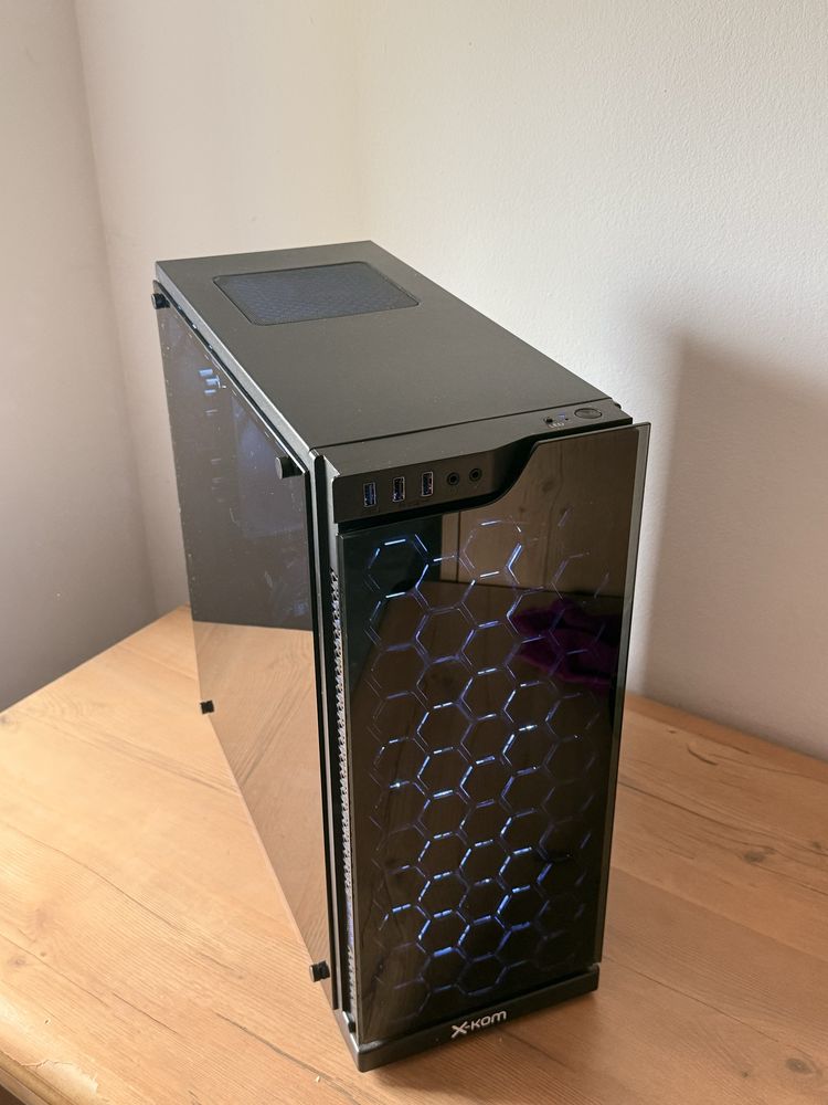 KOMPUTER GAMINGOWY – Ryzen 5 3600 | RX 580 | 16GB RAM | SSD + HDD