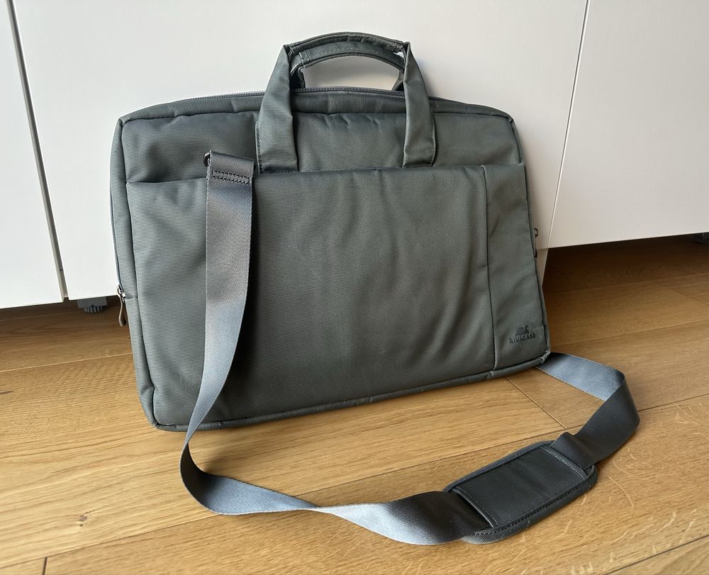 Torba na laptopa Rivacase, torba do pracy, pokrowiec na laptopa
