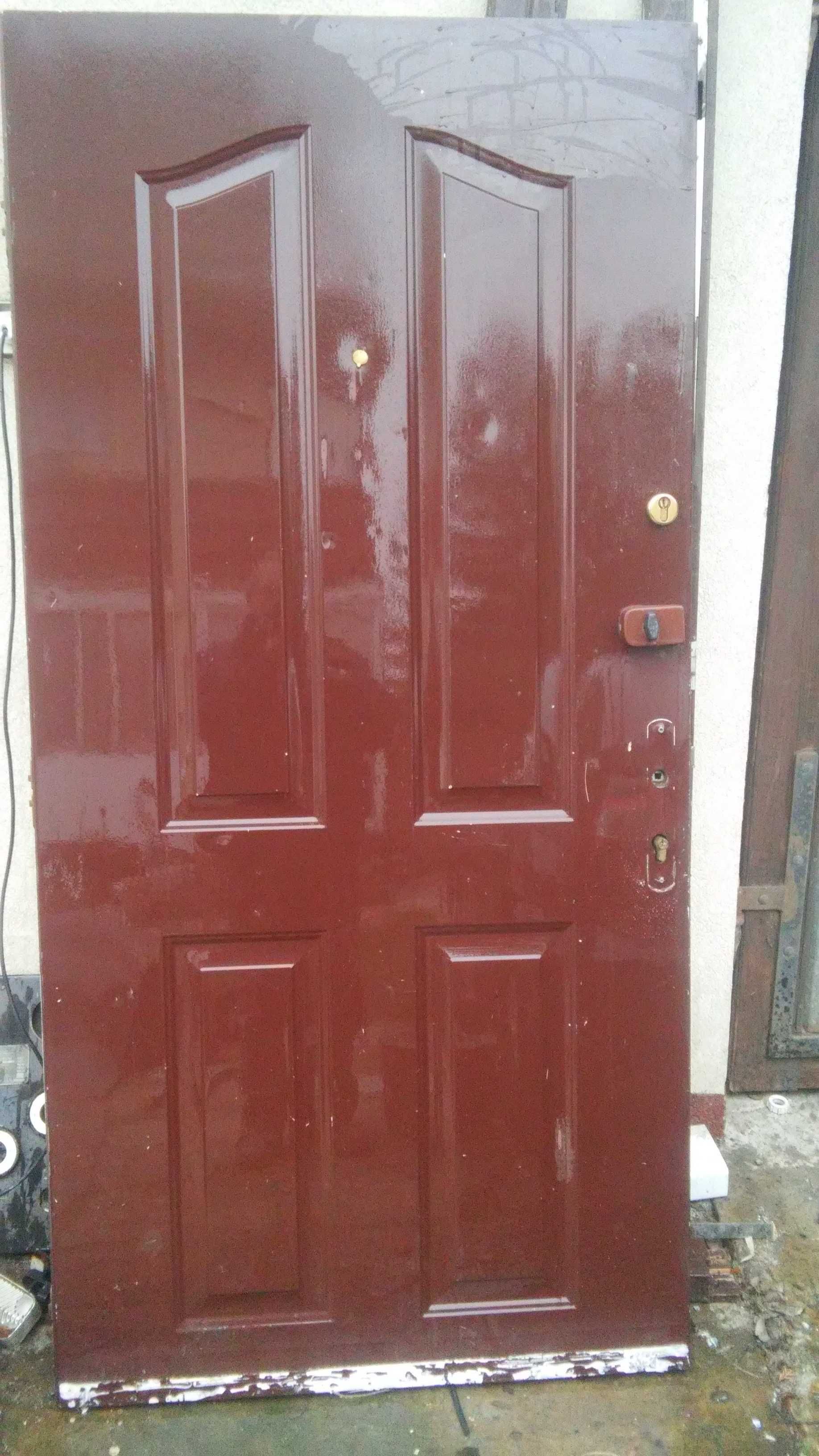 drzwi używane blaszane