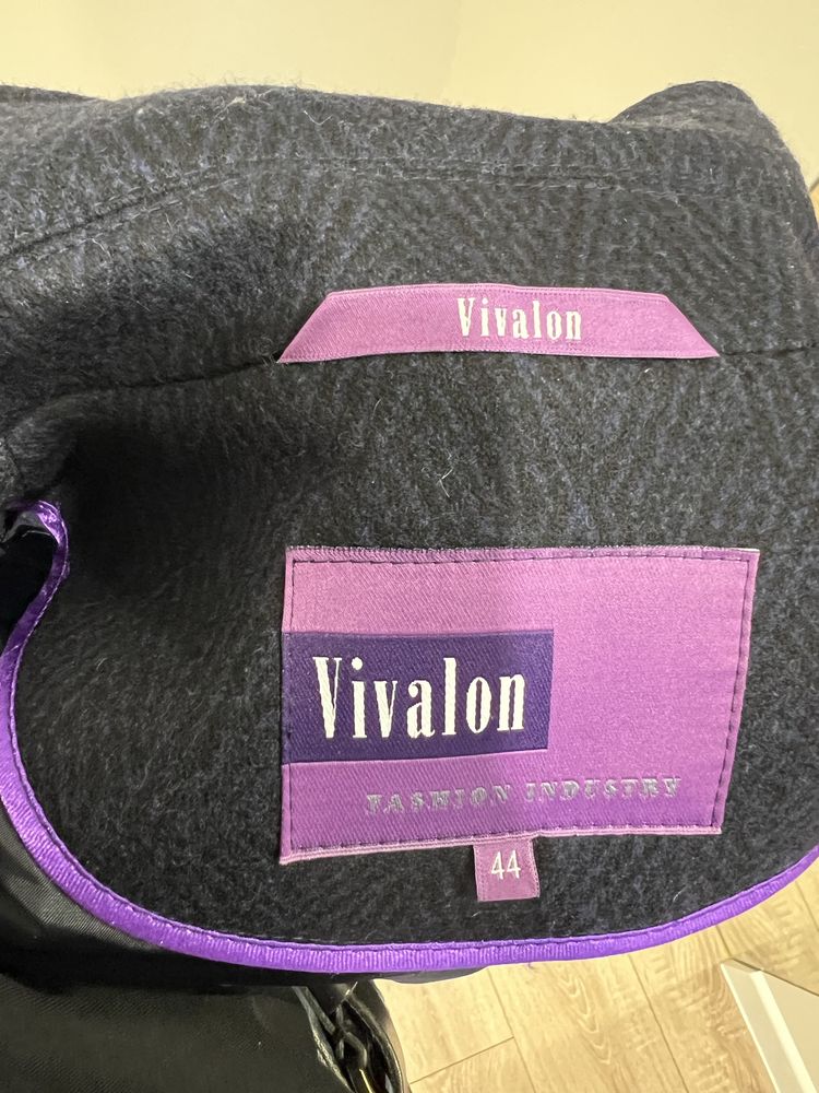 Продам пальто украинского бренда Vivalon