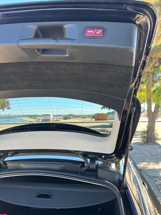 Mercedes-Benz E300de Hybrid Plug-in