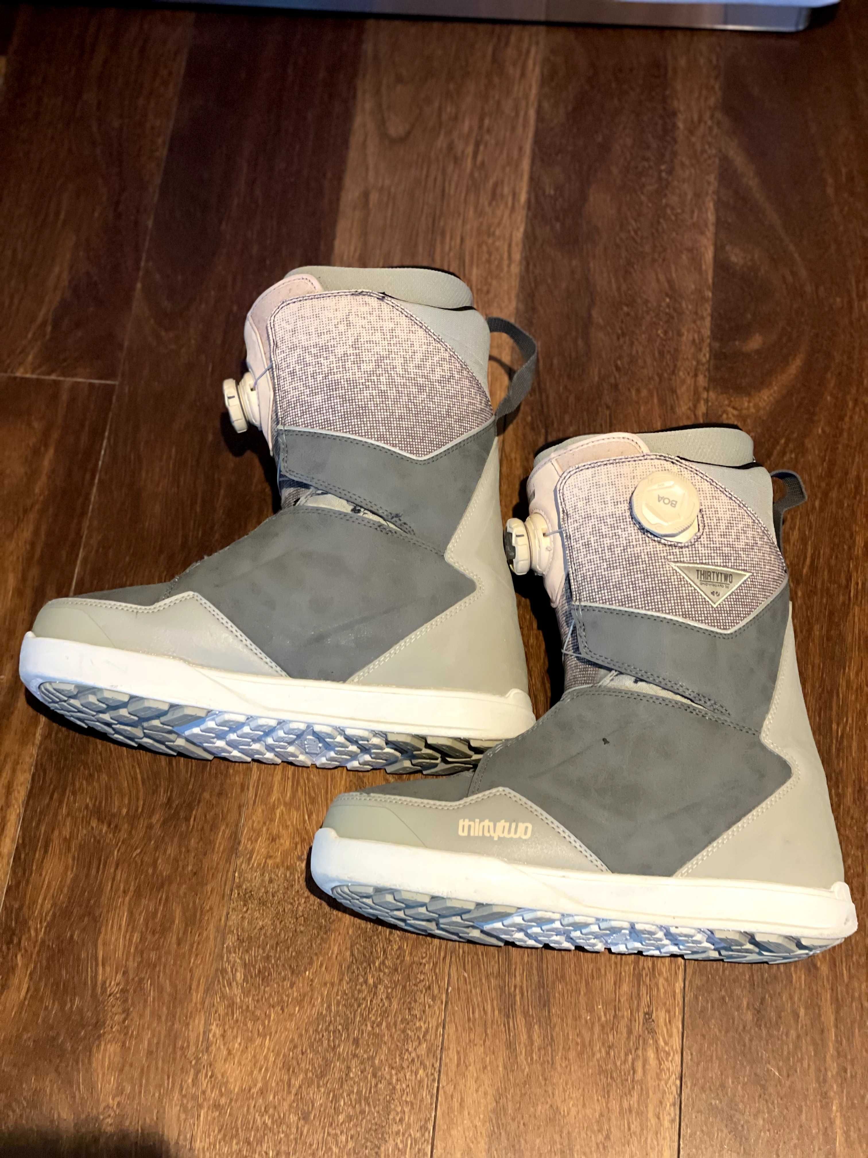 Botas de Snowboard tamanho 10.5 + Binder. Como Novos!