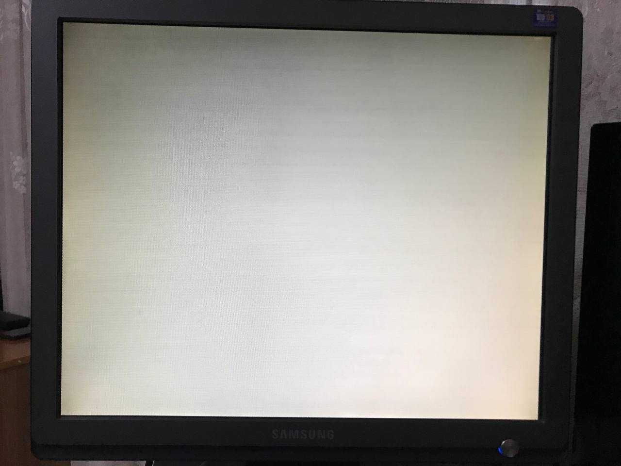 Монитор 19" Samsung 931BF (под ремонт)